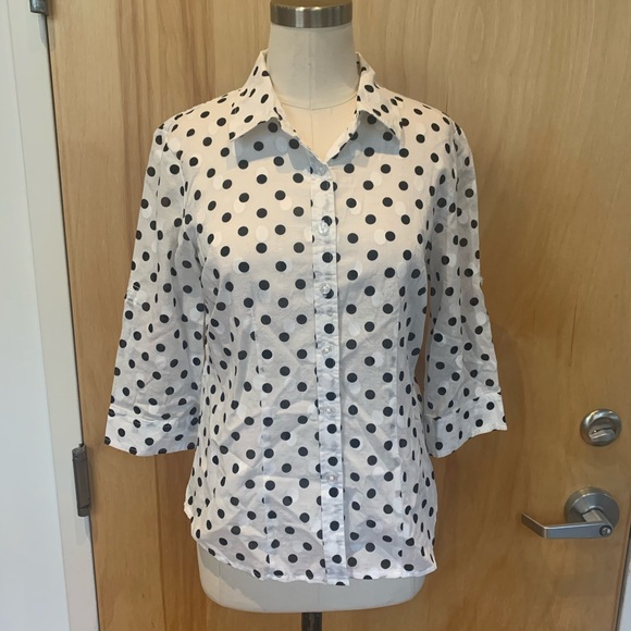 White & black polka dot, button up 3/4 sleeves